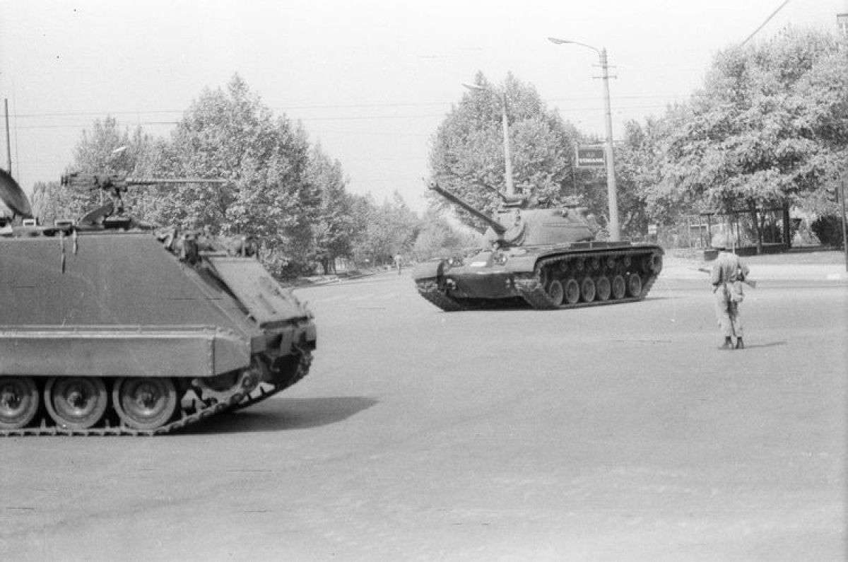12 Eylül 1980 Darbesinin Gölgesindeki Türkiye: Yükselen Otoriterlik, Yargılamalar ve Sonuçları