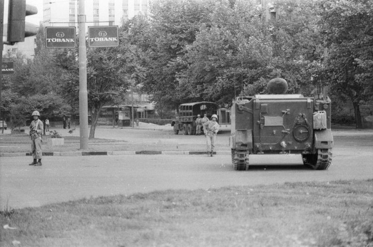 12 Eylül 1980 Darbesinin Gölgesindeki Türkiye: Yükselen Otoriterlik, Yargılamalar ve Sonuçları