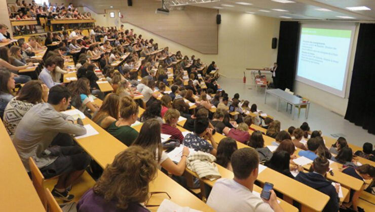 2025 Mazeretli Kayıtları: Başvuru Süreci ve Zaman Çizelgesi