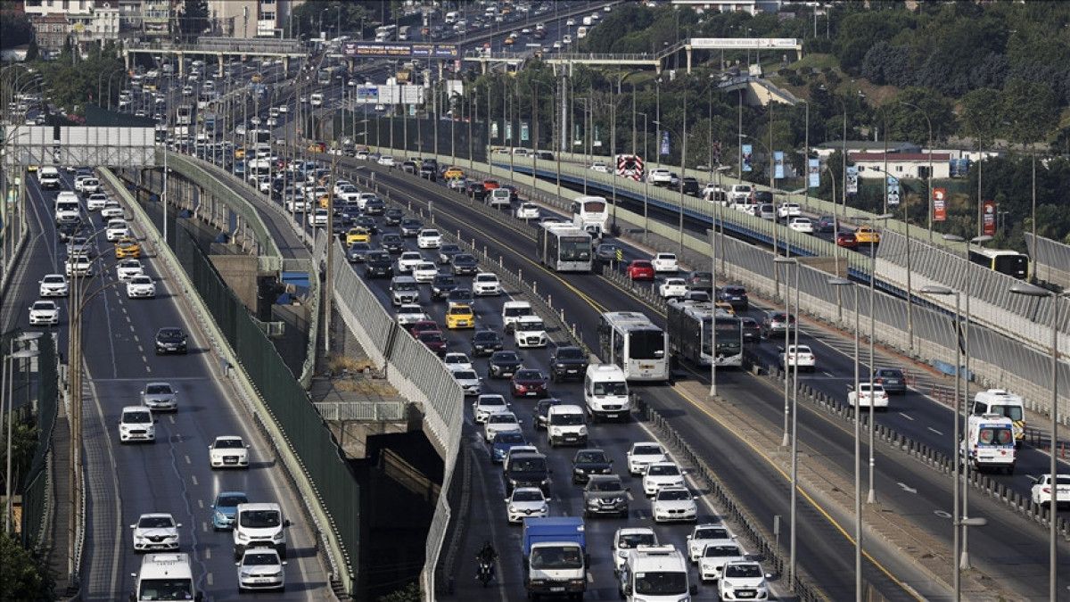 Ağustos Ayında Türkiye'de Trafiğe Kayıtlı Taşıt Sayısında Değişim ve Detaylar