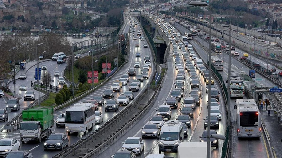 Ağustos Ayında Türkiye'de Trafiğe Kayıtlı Taşıt Sayısında Değişim ve Detaylar