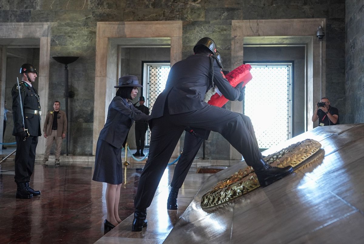 Anıtkabir Ziyareti ve Türkiye'deki Kültürel Değerlere Yolculuk: Prenses Akiko Mikasa'nın Ankara Ziyatı