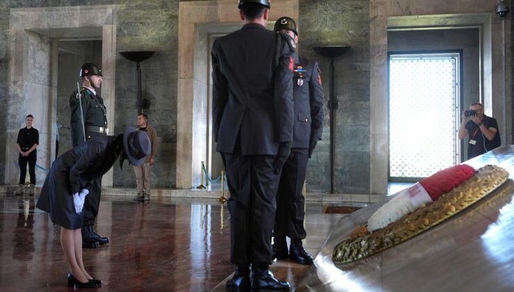 Anıtkabir Ziyareti ve Türkiye’deki Kültürel Değerlere Yolculuk: Prenses Akiko Mikasa’nın Ankara Ziyatı