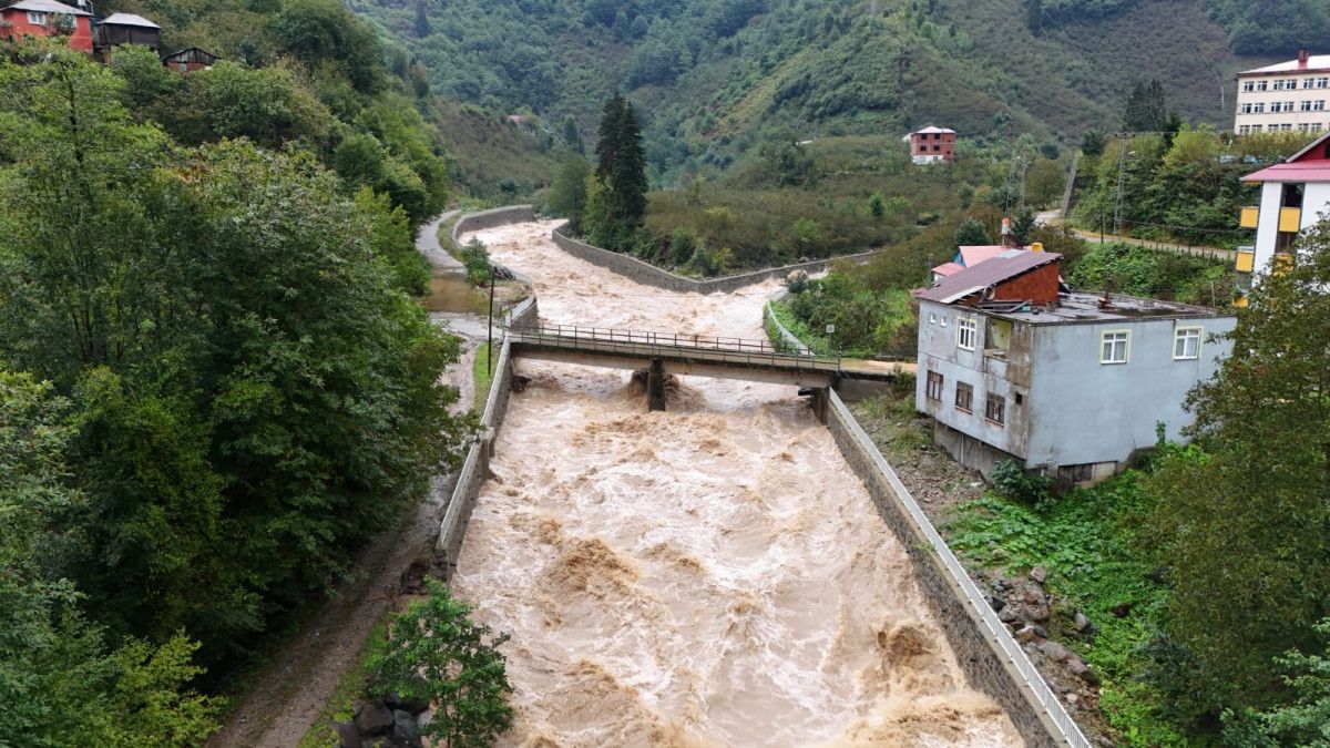 Doğu Karadeniz’de Şiddetli Yağış Sonrası Gözlemler ve Kurtarma Çalışmaları