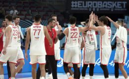 EuroBasket 2025: Türkiye’nin Yarı Final Hedefi ve Giannis Planı Üzerine Coach-Player Perspektifleri