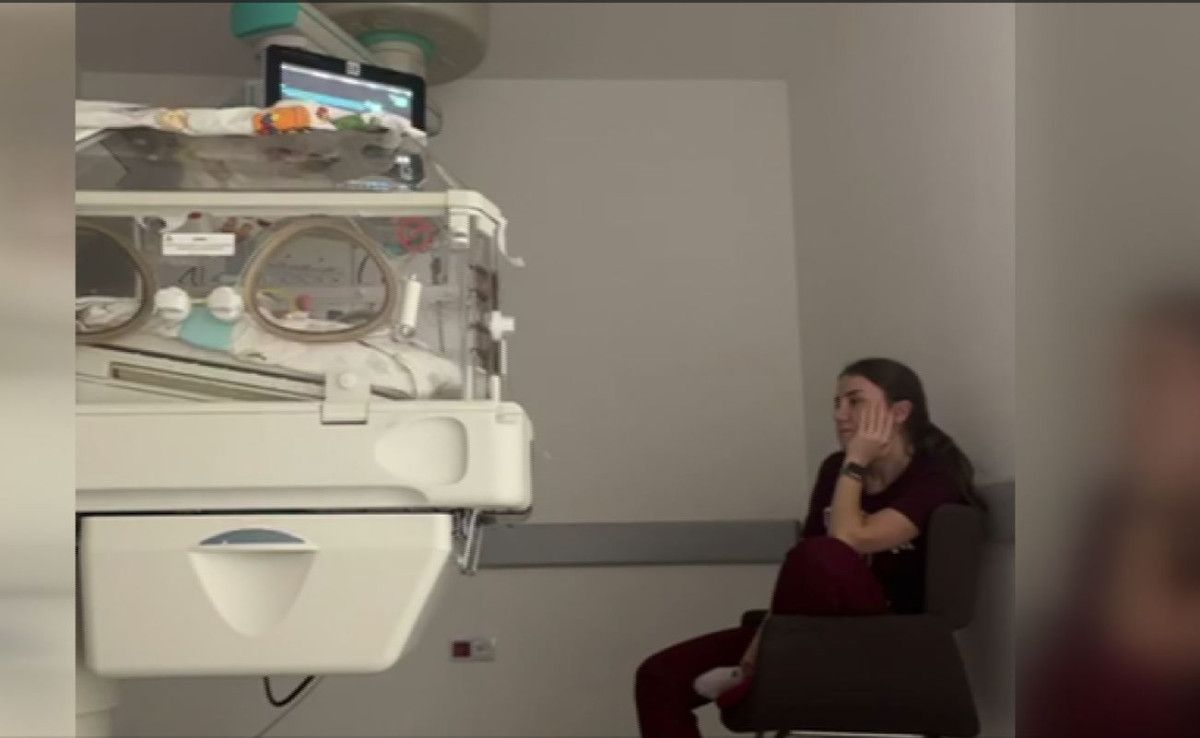 Gece Nöbetindeki Doktorun Sessiz Kahramanı: Yenidoğan Yoğun Bakımında Kesintisiz Gözetim