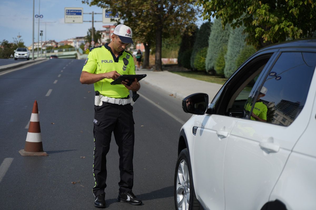 Polis Memuru ve Milli Boksör Ilgar Çelik: Hem Görevde Hem Ringlerde Bir Başarı Hikayesi